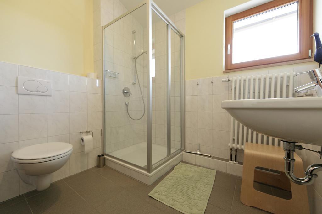 Gomadingen Alb Lodge מראה חיצוני תמונה